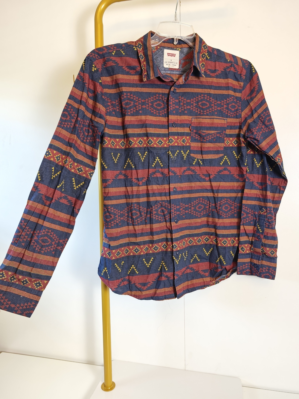Levi's Western Themed Aztec Men's Red & Navy Patterned Long-Sleeve Shirt Medium